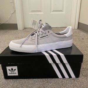 Adidas 3MC vulc size 9 mens US
